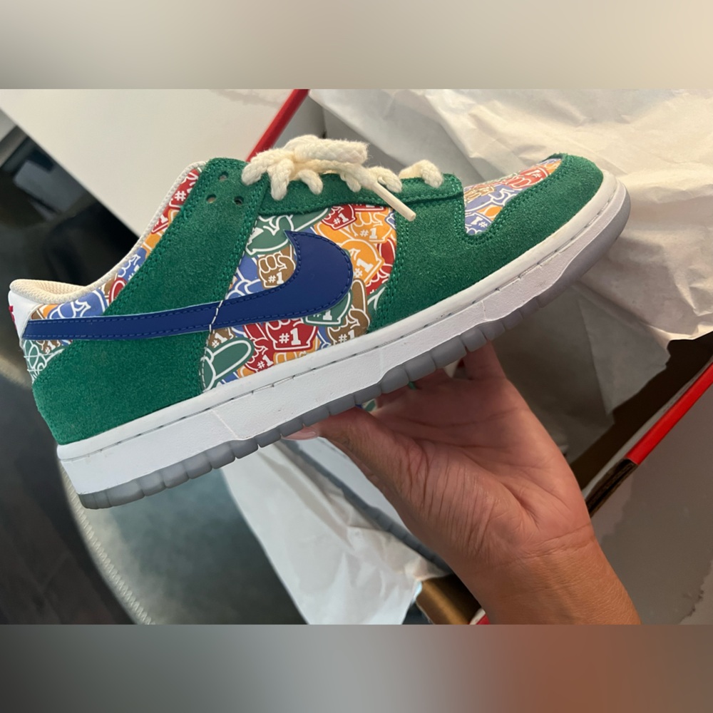 Nike Dunk Low - Stadium Green/White/ University Red/Old Royal.